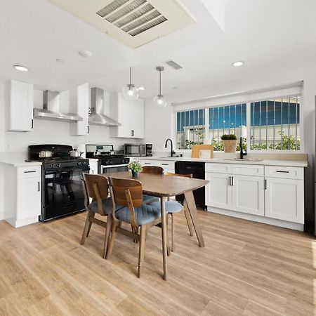 Spacious 1-Bd Hideaway Close To Usc Room With Share Livingroom Лос-Анджелес Экстерьер фото
