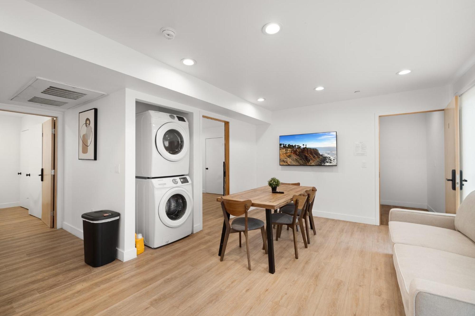 Spacious 1-Bd Hideaway Close To Usc Room With Share Livingroom Лос-Анджелес Экстерьер фото